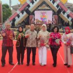 Bupati Tulang Bawang Hadiri Karnaval Budaya Maskland Festival Krakatau(K-Fest) Tahun 2023 Di Bandar Lampung.